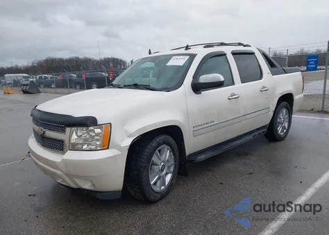 2010 Chevrolet Avalanche 1500 Ltz z USA, uszkodzony, nr VIN 3GNVKGE00AG250943